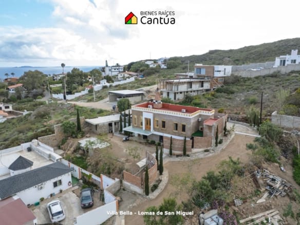 Casa en venta | Estilo Le Corbusier con vista al mar | Lomas de San Miguel, Ensenada
