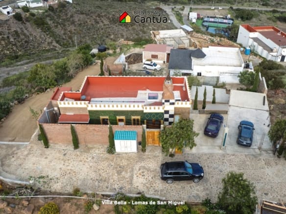 Casa en venta | Estilo Le Corbusier con vista al mar | Lomas de San Miguel, Ensenada