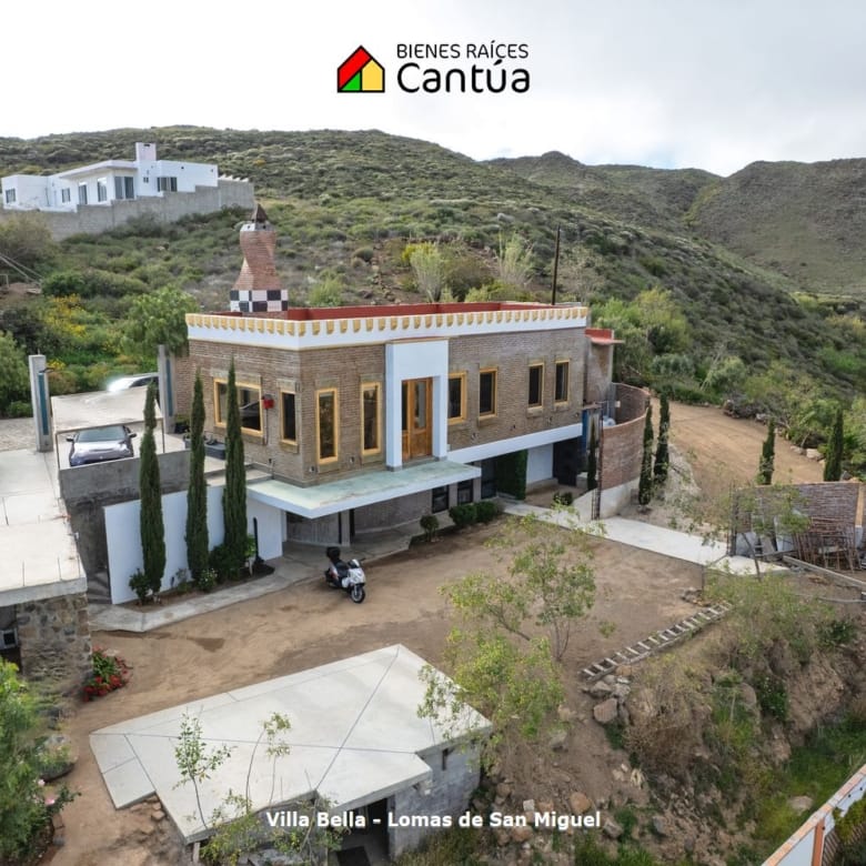 Casa en venta | Estilo Le Corbusier con vista al mar | Lomas de San Miguel, Ensenada