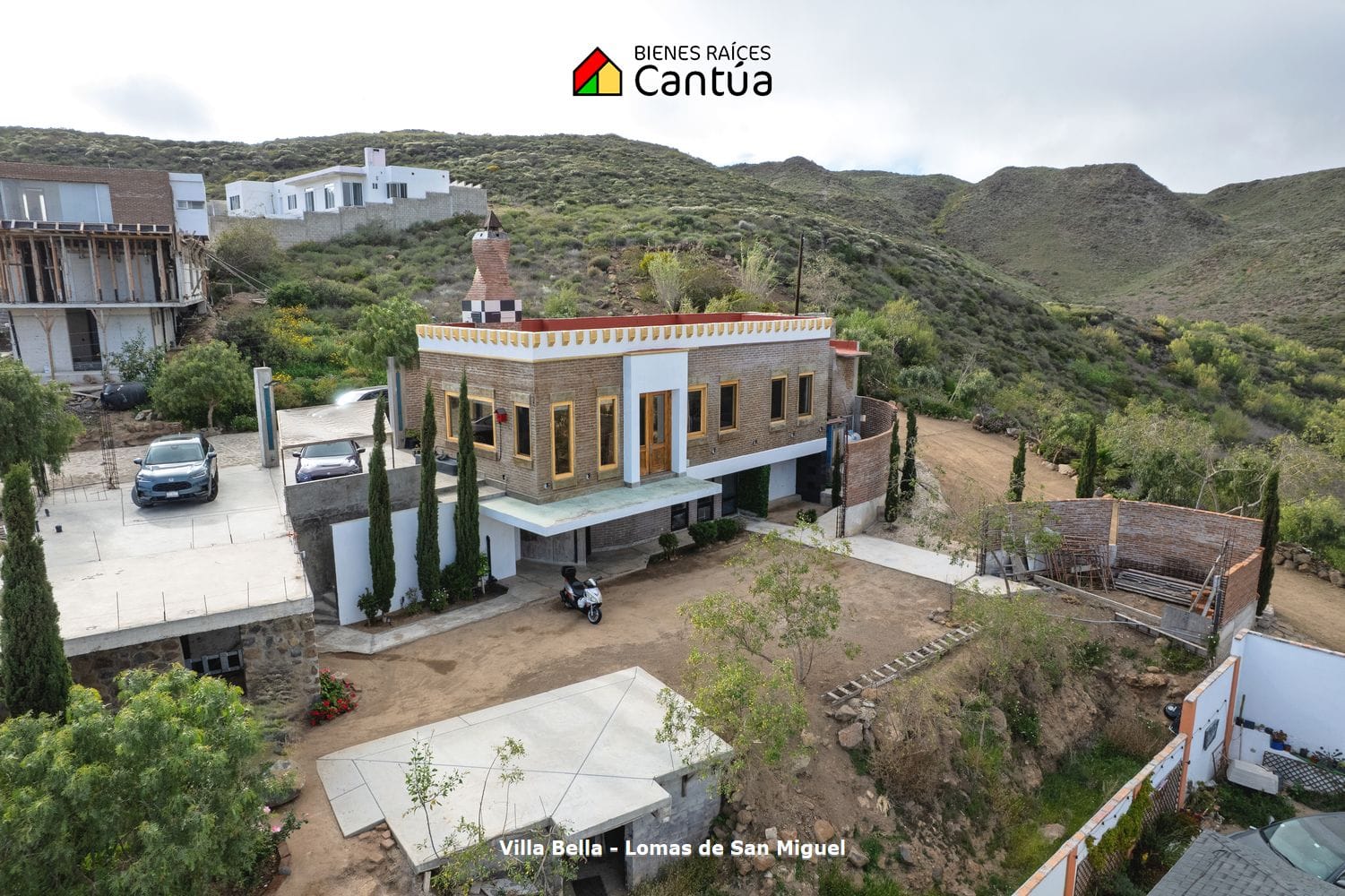 Casa en venta | Estilo Le Corbusier con vista al mar | Lomas de San Miguel, Ensenada