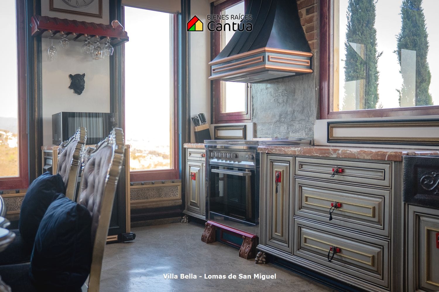 Casa en venta | Estilo Le Corbusier con vista al mar | Lomas de San Miguel, Ensenada
