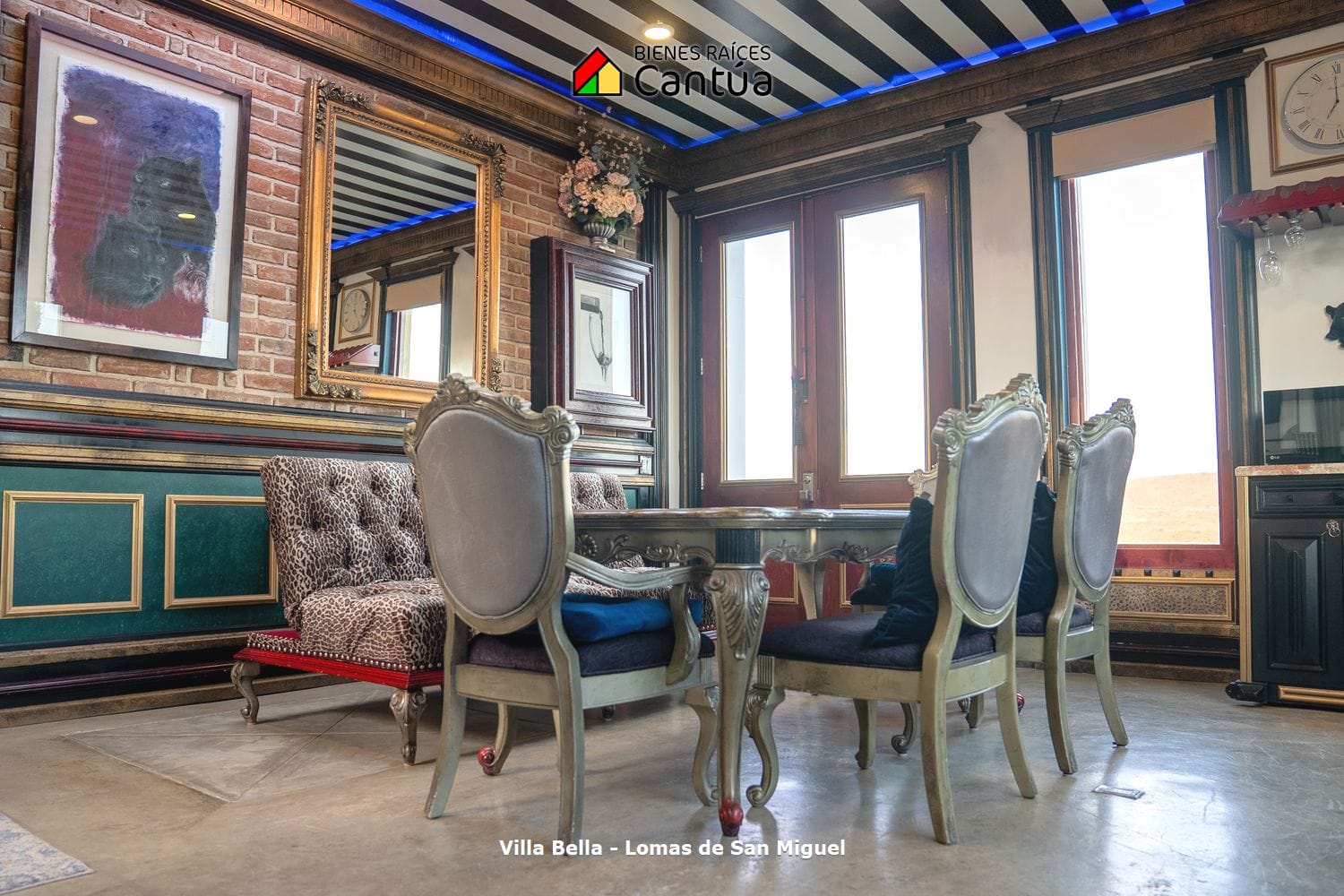 Casa en venta | Estilo Le Corbusier con vista al mar | Lomas de San Miguel, Ensenada