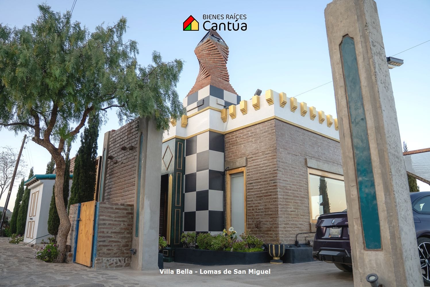Casa en venta | Estilo Le Corbusier con vista al mar | Lomas de San Miguel, Ensenada