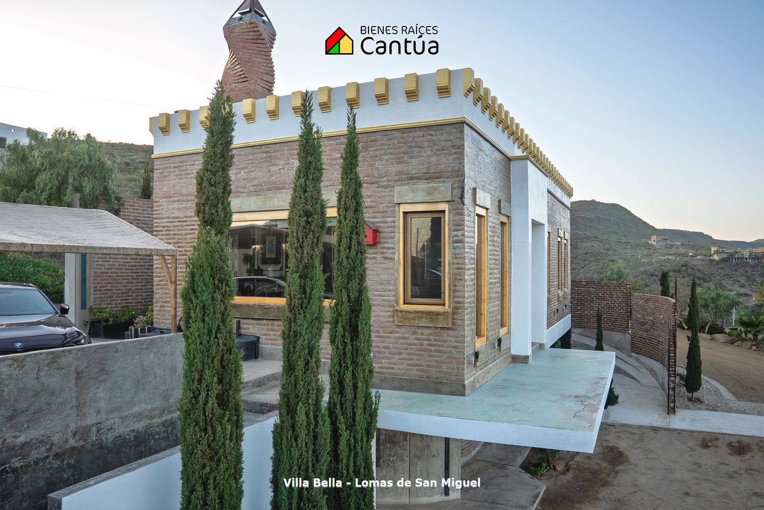 Casa en venta | Estilo Le Corbusier con vista al mar | Lomas de San Miguel, Ensenada