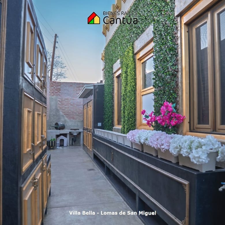 Casa en venta | Estilo Le Corbusier con vista al mar | Lomas de San Miguel, Ensenada