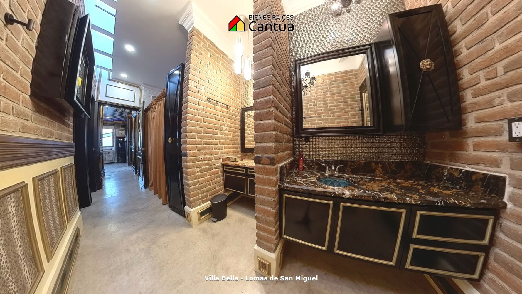 Casa en venta | Estilo Le Corbusier con vista al mar | Lomas de San Miguel, Ensenada