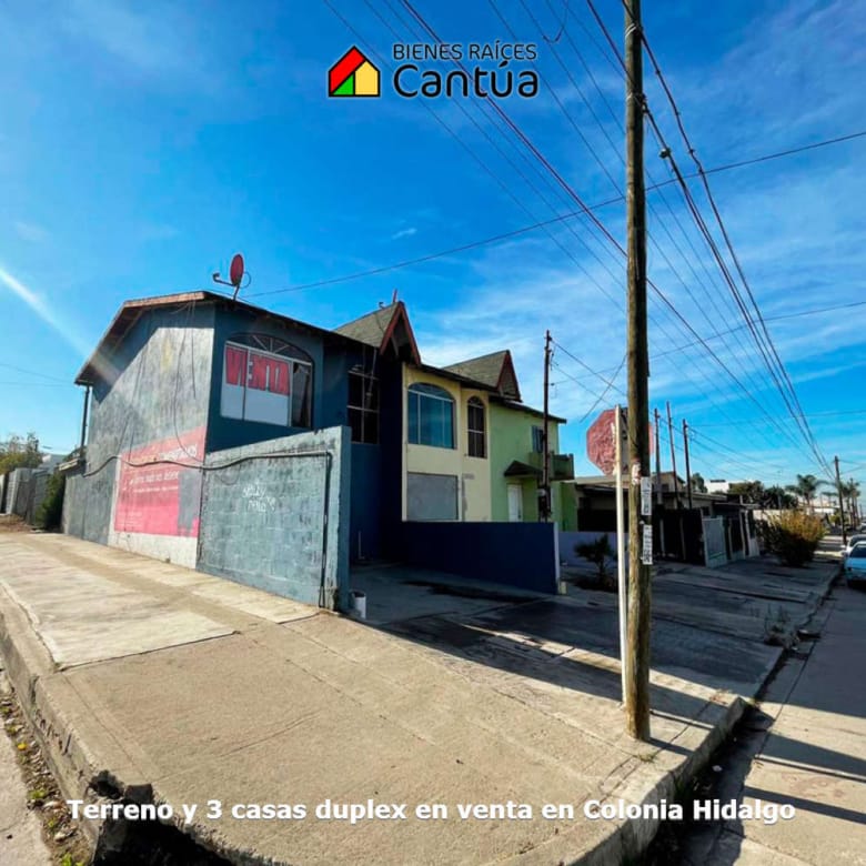 Predio en venta con tres casas y un terreno disponible lateral | Proyecto para personalizar o invertir | Col. Hidalgo, Ensenada