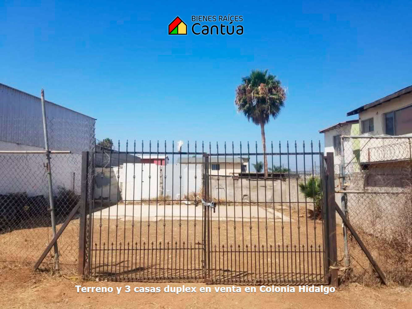 Predio en venta con tres casas y un terreno disponible lateral | Proyecto para personalizar o invertir | Col. Hidalgo, Ensenada