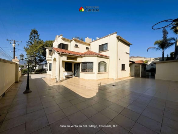 Casa en venta | Estilo y amplitud para disfrutar en familia | Col. Hidalgo, Ensenada