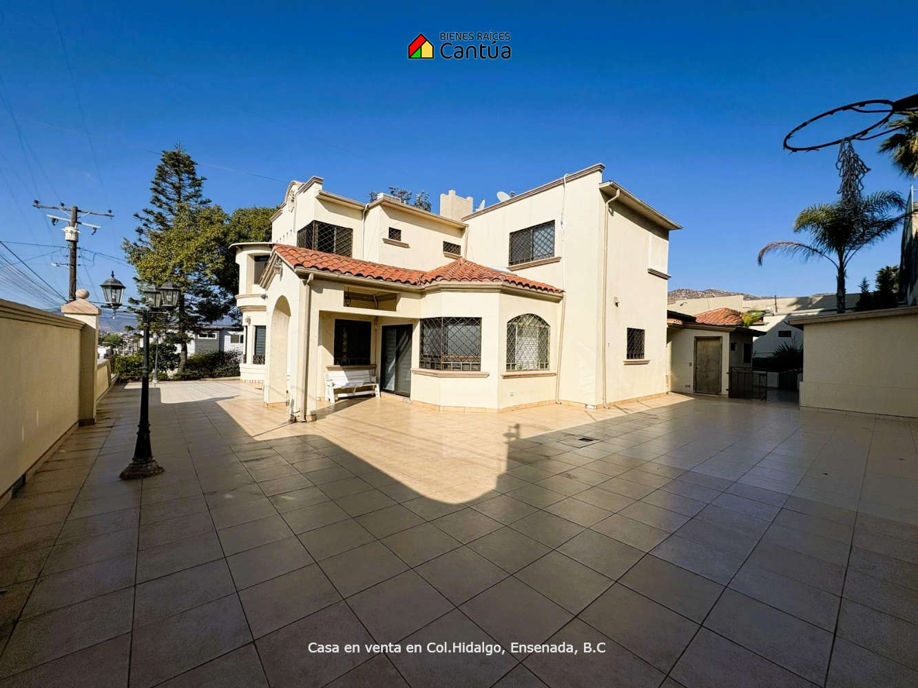 Casa en venta | Estilo y amplitud para disfrutar en familia | Col. Hidalgo, Ensenada