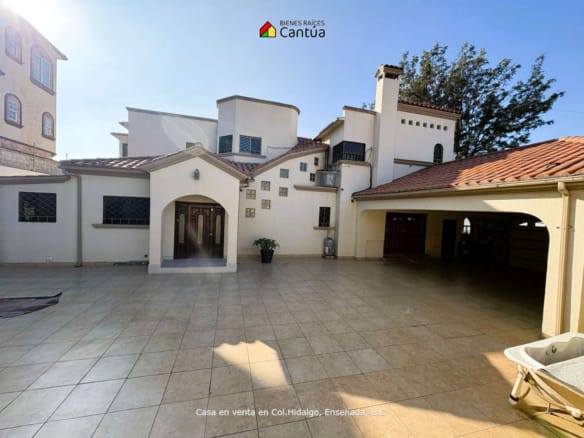 Casa en venta | Estilo y amplitud para disfrutar en familia | Col. Hidalgo, Ensenada
