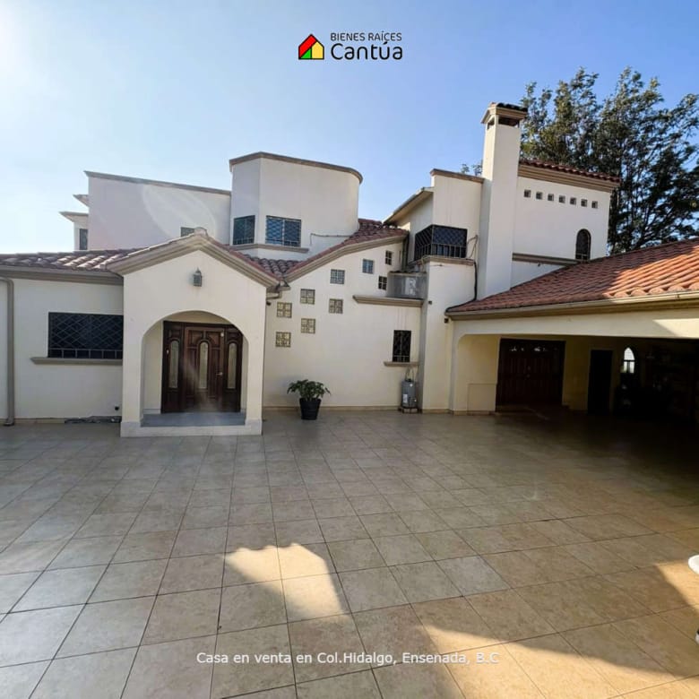 Casa en venta | Estilo y amplitud para disfrutar en familia | Col. Hidalgo, Ensenada