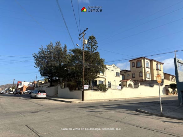 Casa en venta | Estilo y amplitud para disfrutar en familia | Col. Hidalgo, Ensenada