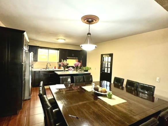 Casa en venta | Amplia y con chimenea | Valle Dorado, Ensenada