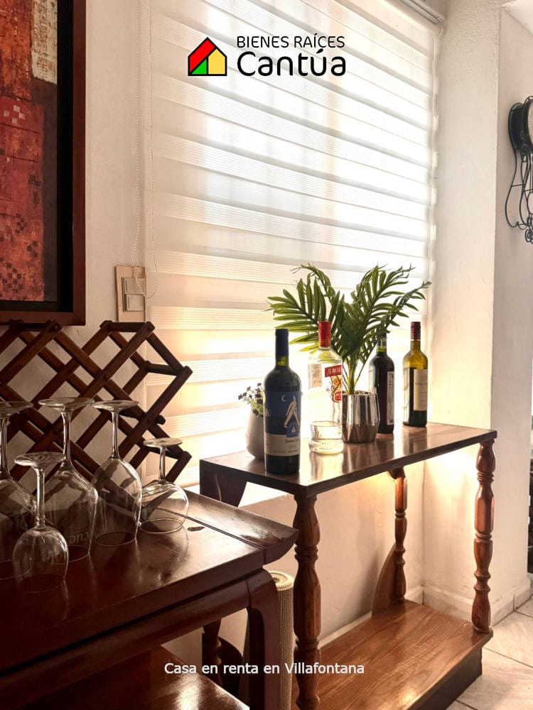 Casa amueblada en renta | Terraza privada y excelente ubicación | Fracc. Villafontana