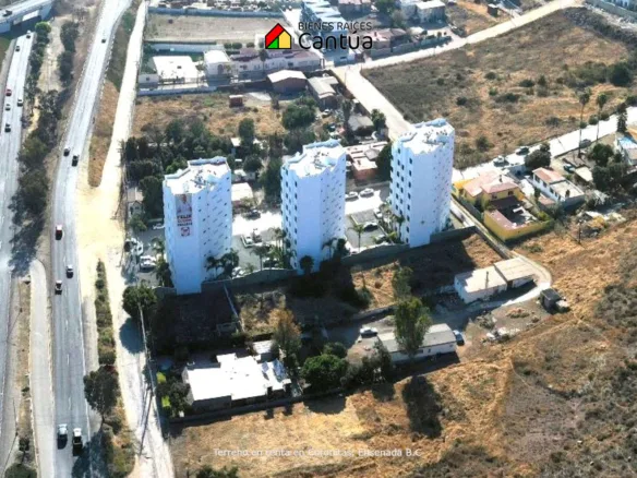 Terreno en renta | Ubicación estratégica sobre carretera | Coronitas, Ensenada, B.C.