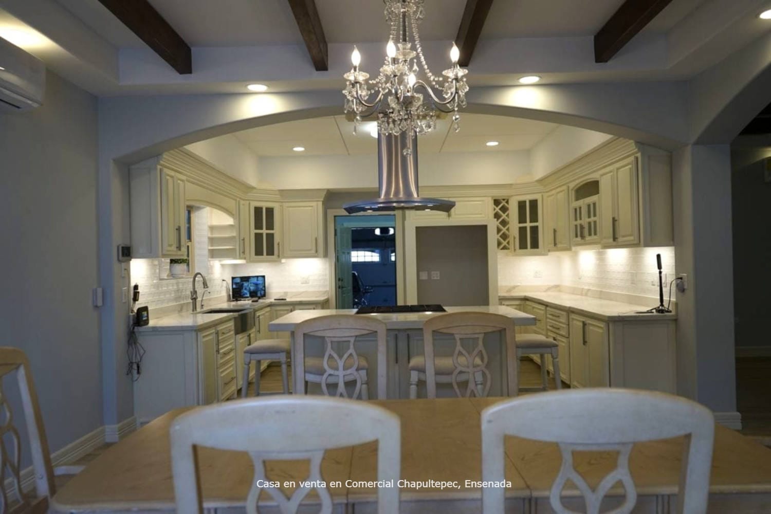 Casa en venta | Estilo y tecnología en armonía | Comercial Chapultepec, Ensenada