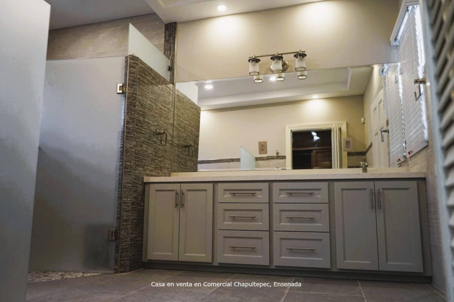 Casa en venta | Estilo y tecnología en armonía | Comercial Chapultepec, Ensenada
