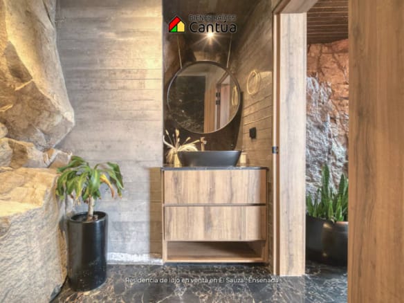 Residencia de lujo en venta | Vistas al mar y viñedos | El Sauzal, Ensenada