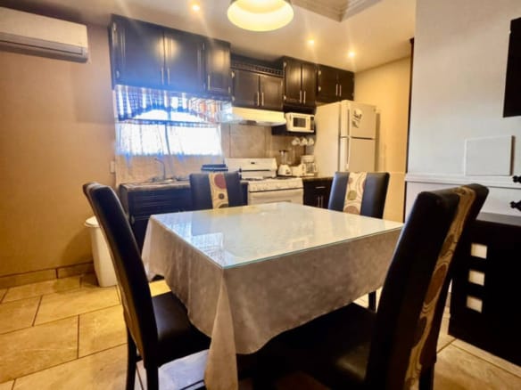 Renta Departamento (Café) en Zona VIP con Aire Acondicionado