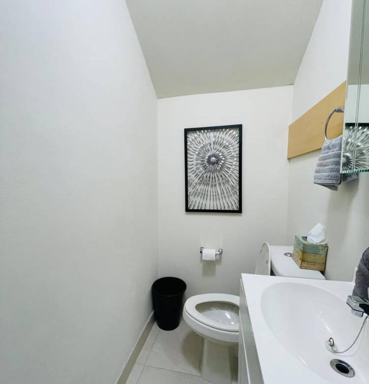 Casa en venta | Espacios amplios y vista al mar | Colinas del Sauzal, Ensenada
