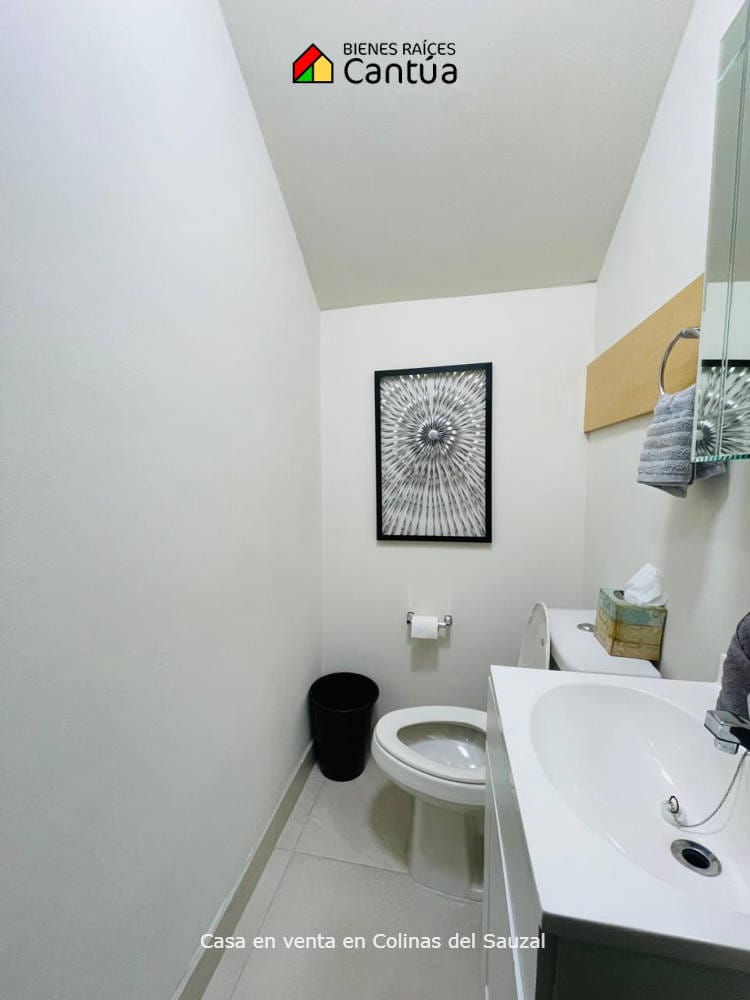 Casa en venta | Espacios amplios y vista al mar | Colinas del Sauzal, Ensenada