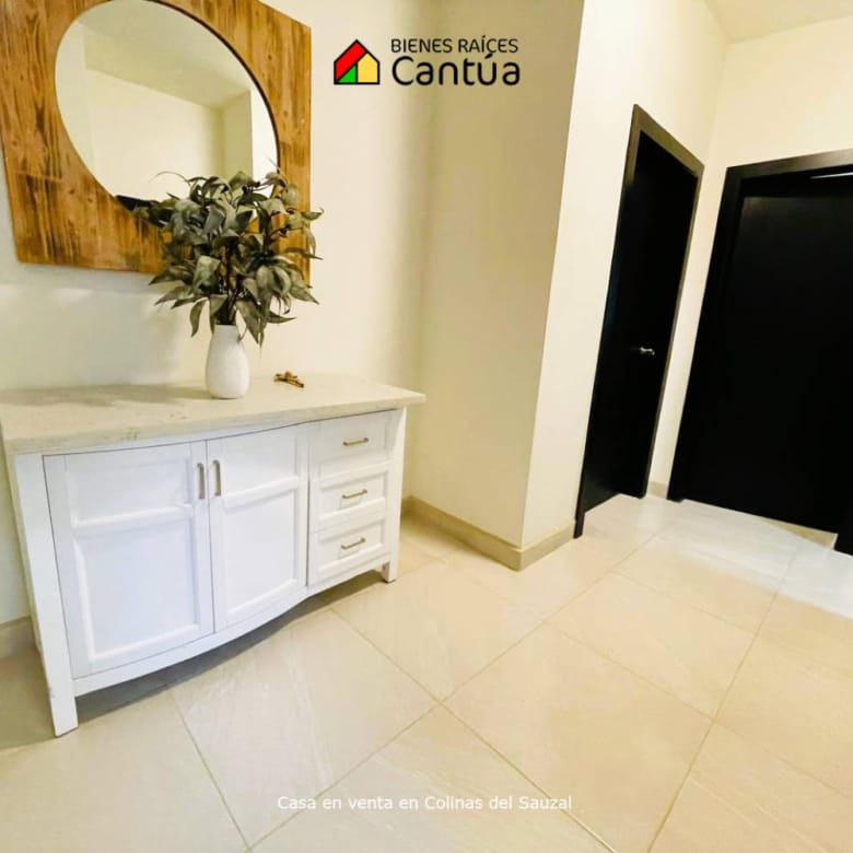 Casa en venta | Espacios amplios y vista al mar | Colinas del Sauzal, Ensenada