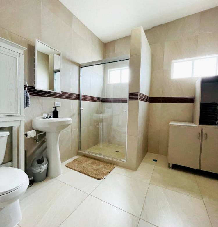 Casa en venta | Espacios amplios y vista al mar | Colinas del Sauzal, Ensenada
