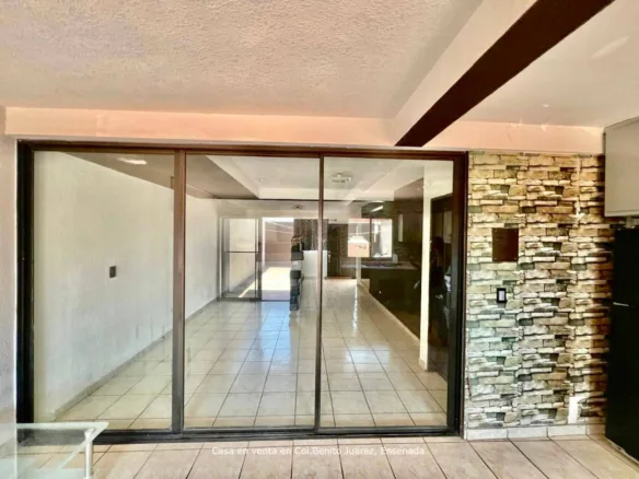 Casa en venta | Remodelada y lista para habitar | Col. Benito Juárez, Ensenada