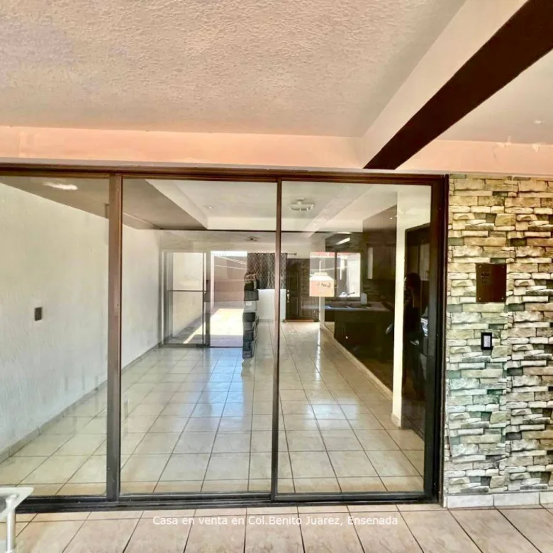 Casa en venta | Remodelada y lista para habitar | Col. Benito Juárez, Ensenada