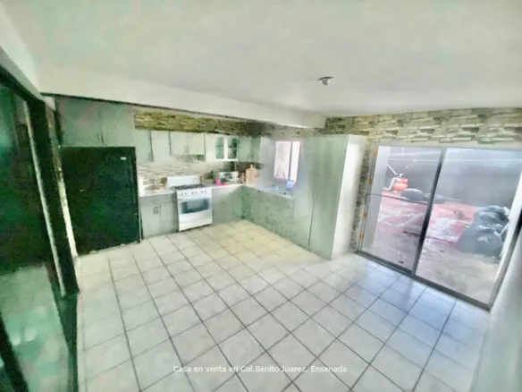 Casa en venta | Remodelada y lista para habitar | Col. Benito Juárez, Ensenada