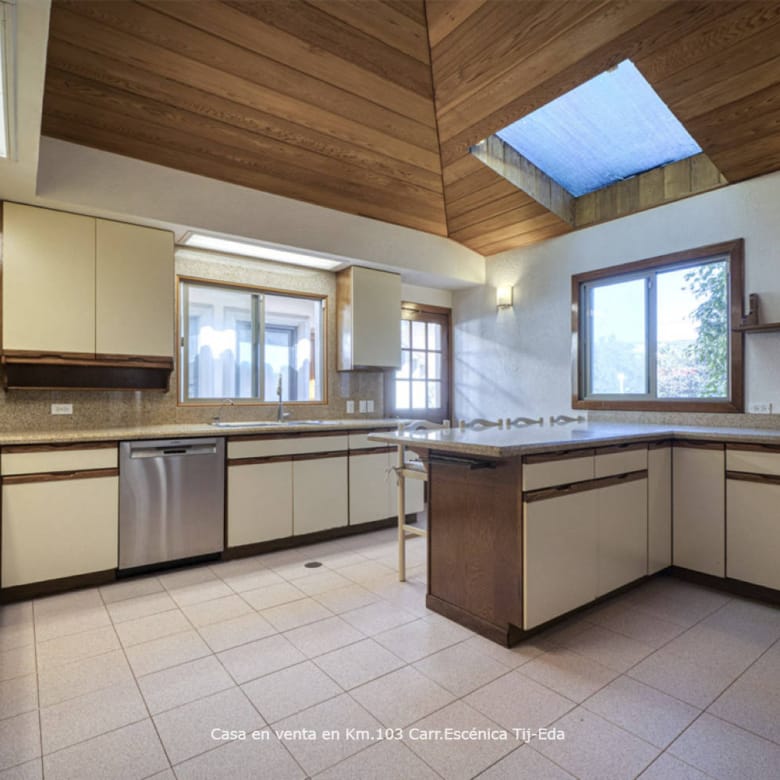 Casa de lujo en venta | Vista panorámica al mar | Carretera Escénica Ensenada