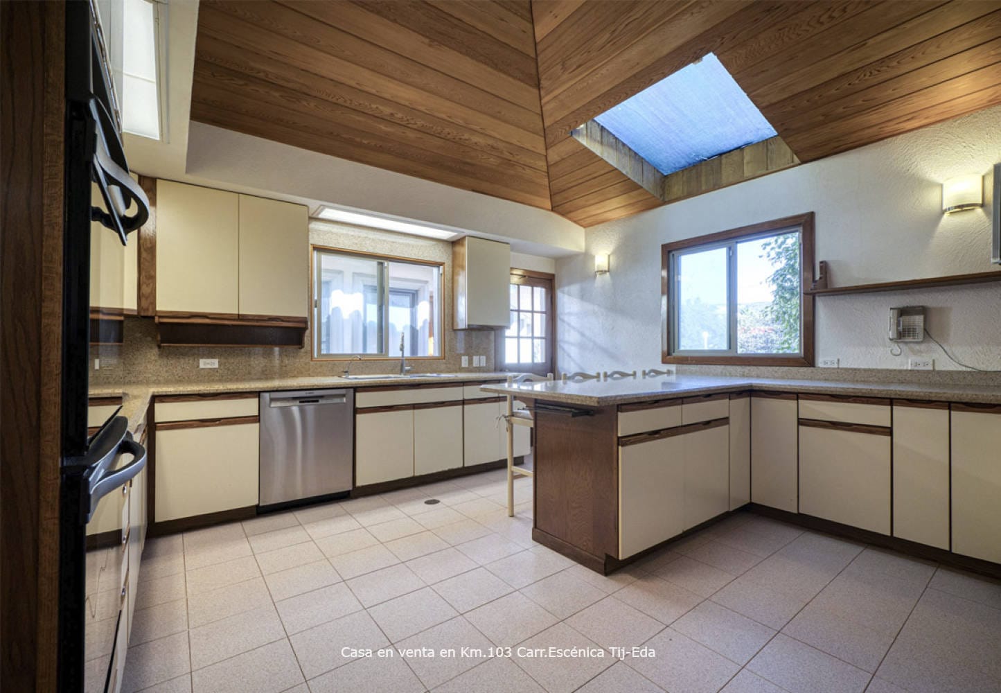 Casa de lujo en venta | Vista panorámica al mar | Carretera Escénica Ensenada