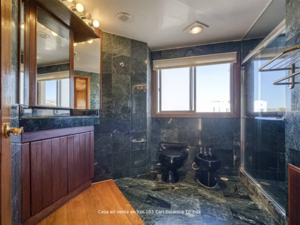 Casa de lujo en venta | Vista panorámica al mar | Carretera Escénica Ensenada
