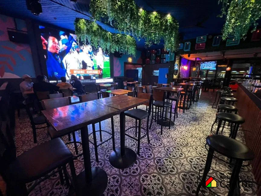 Negocio en traspaso | Restaurante-bar totalmente equipado | Av. Reforma, Ensenada