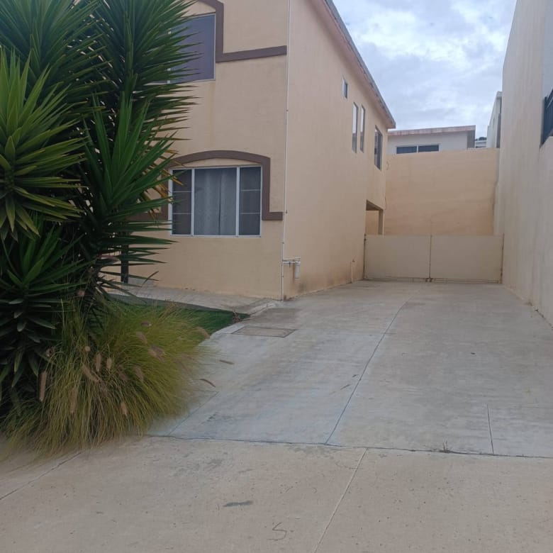 Casa en renta | vista al mar y espacios amplios | Colinas del Sauzal