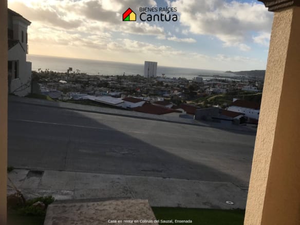 Casa en renta | vista al mar y espacios amplios | Colinas del Sauzal