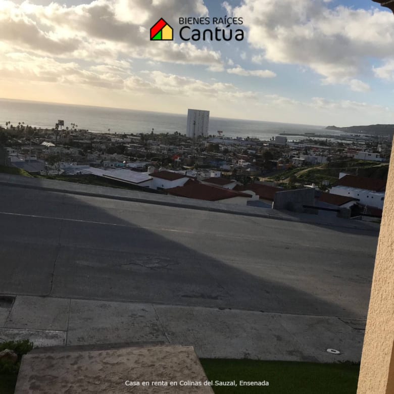 Casa en renta | vista al mar y espacios amplios | Colinas del Sauzal
