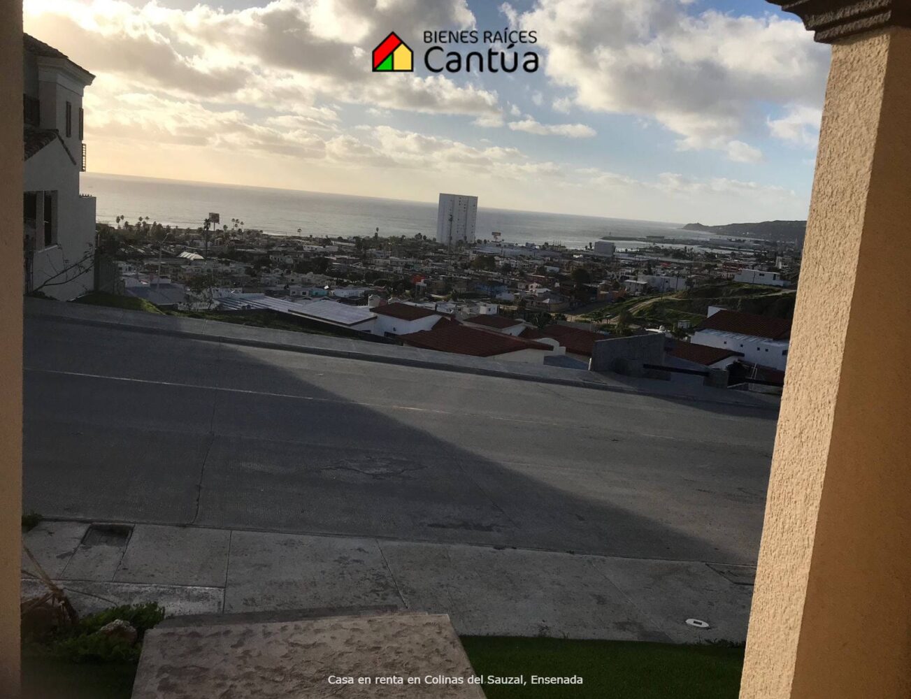 Casa en renta | vista al mar y espacios amplios | Colinas del Sauzal