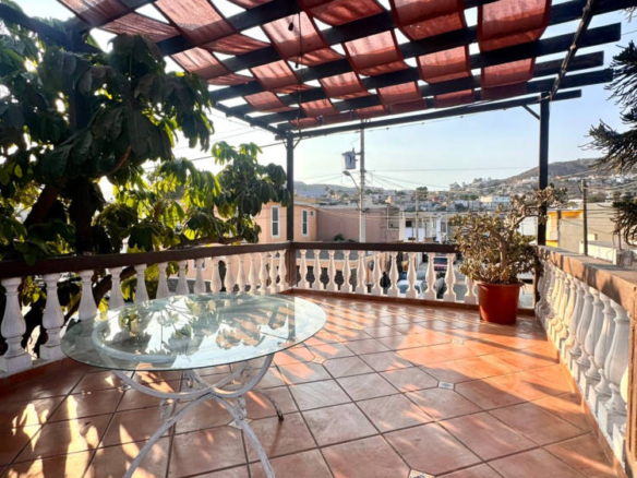 Casa en venta | Con terraza y doble oportunidad de inversión | Fracc. Villafontana, Ensenada