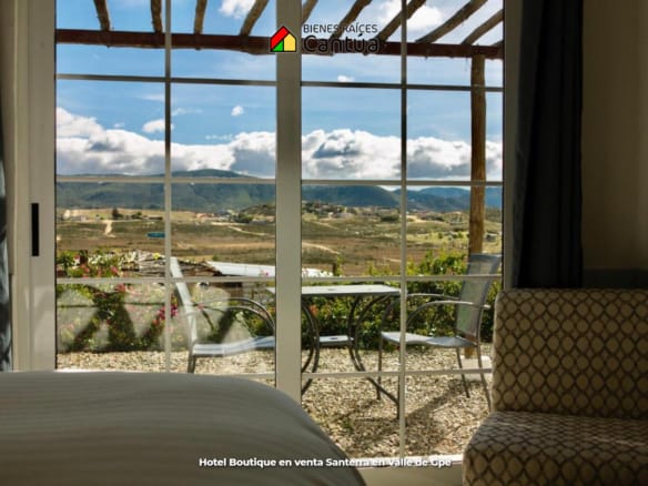 Hotel boutique en venta | 8 suites + viñedo | Valle de Guadalupe