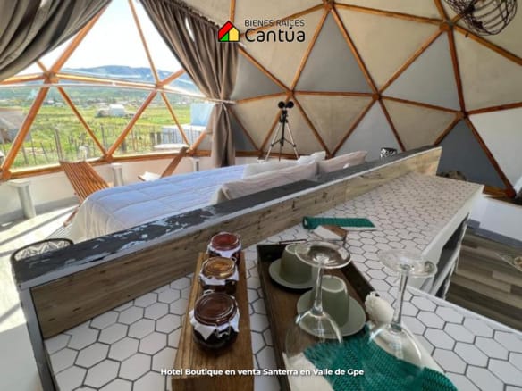 Hotel boutique en venta | 8 suites + viñedo | Valle de Guadalupe