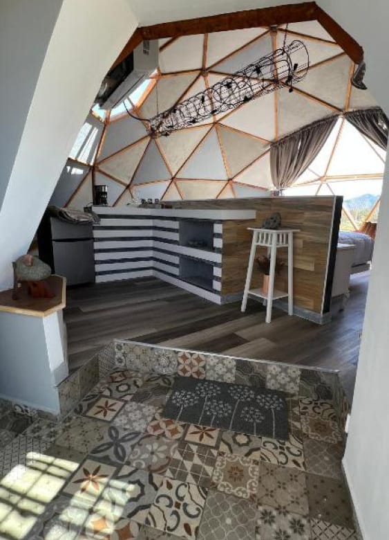 Hotel boutique en venta | 8 suites + viñedo | Valle de Guadalupe