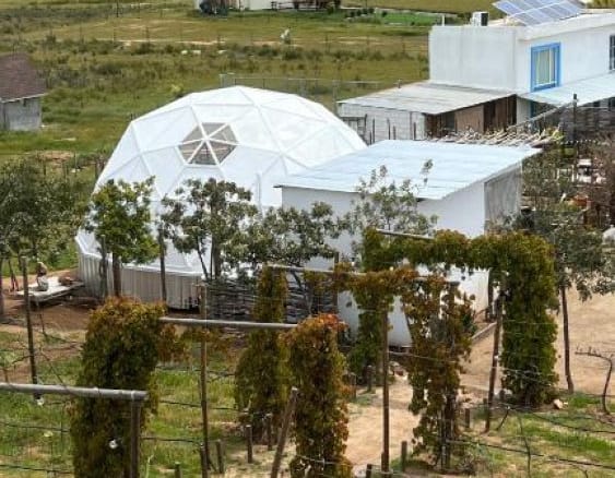 Hotel boutique en venta | 8 suites + viñedo | Valle de Guadalupe