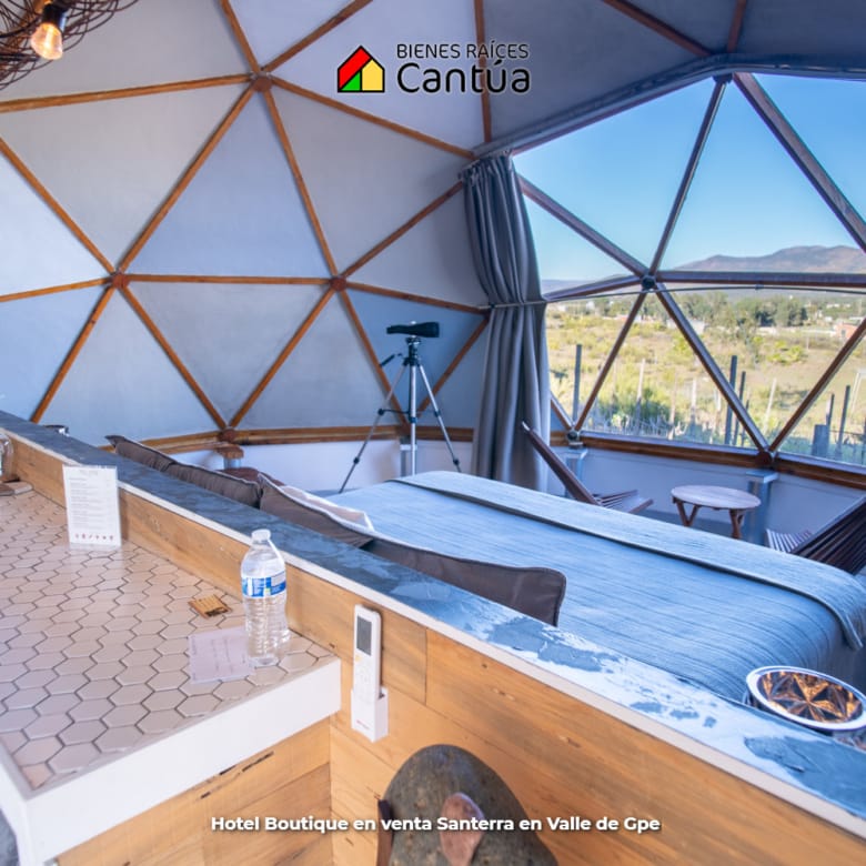 Hotel boutique en venta | 8 suites + viñedo | Valle de Guadalupe