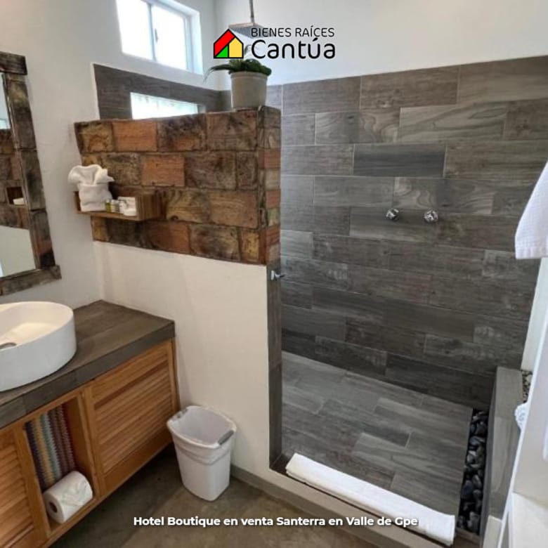 Hotel boutique en venta | 8 suites + viñedo | Valle de Guadalupe