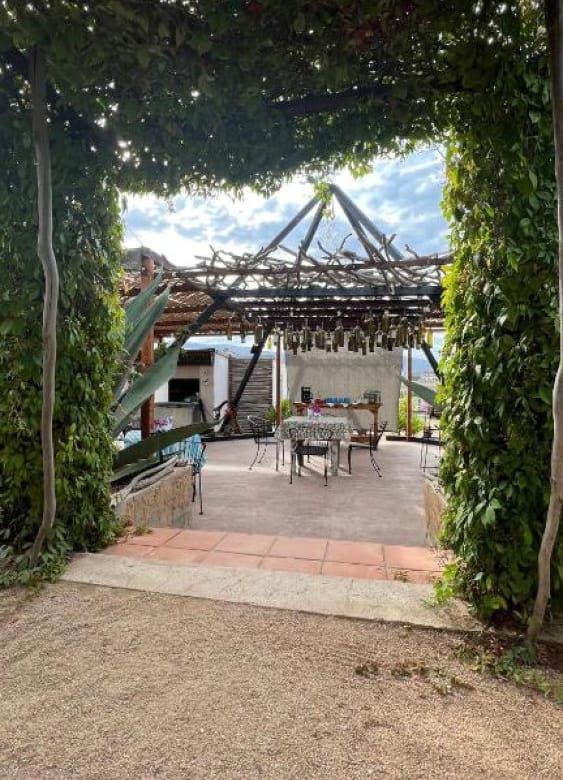 Hotel boutique en venta | 8 suites + viñedo | Valle de Guadalupe