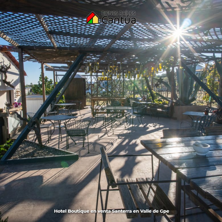 Hotel boutique en venta | 8 suites + viñedo | Valle de Guadalupe