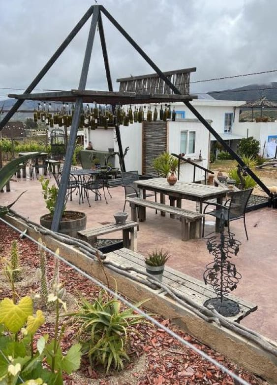 Hotel boutique en venta | 8 suites + viñedo | Valle de Guadalupe