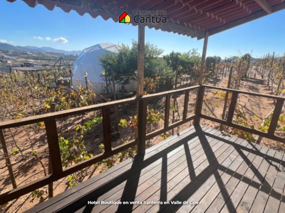 Hotel boutique en venta | 8 suites + viñedo | Valle de Guadalupe